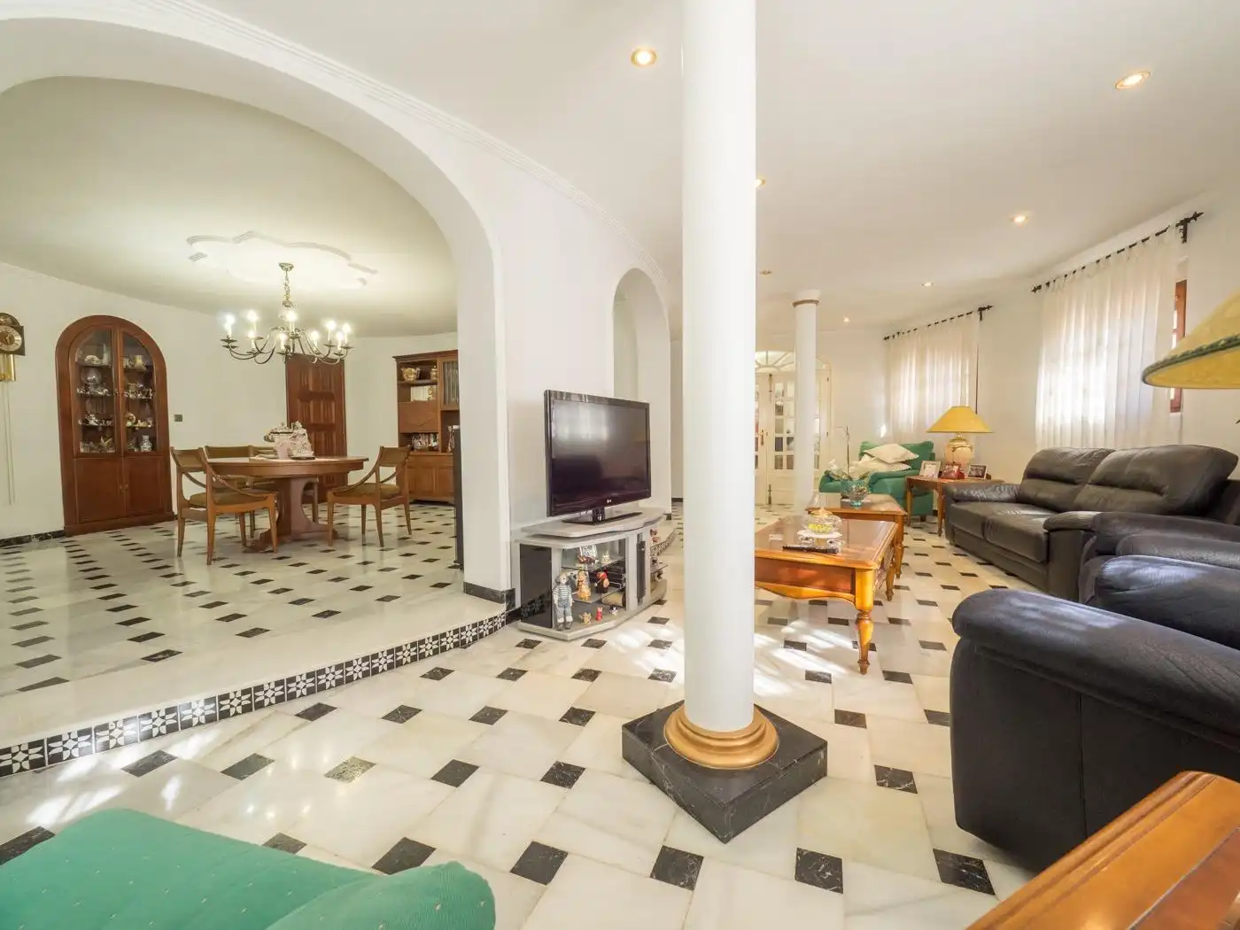 Sala d'estar de Casa o xalet en venda en Partidas de Alicante