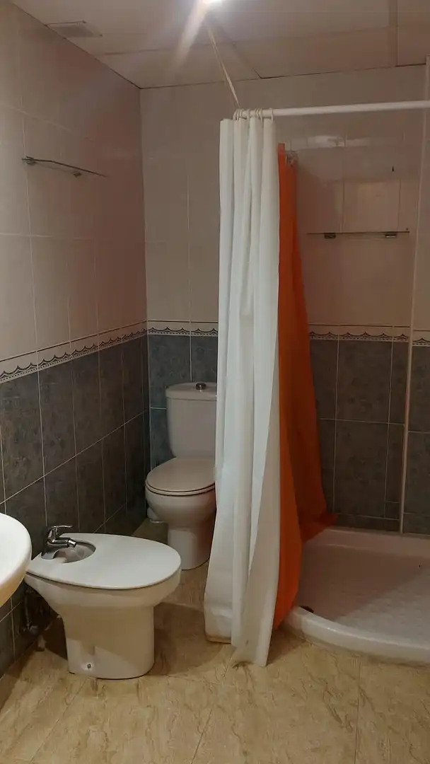 Baño de Planta baja en venta en La Unión con Aire acondicionado, Trastero y Amueblado