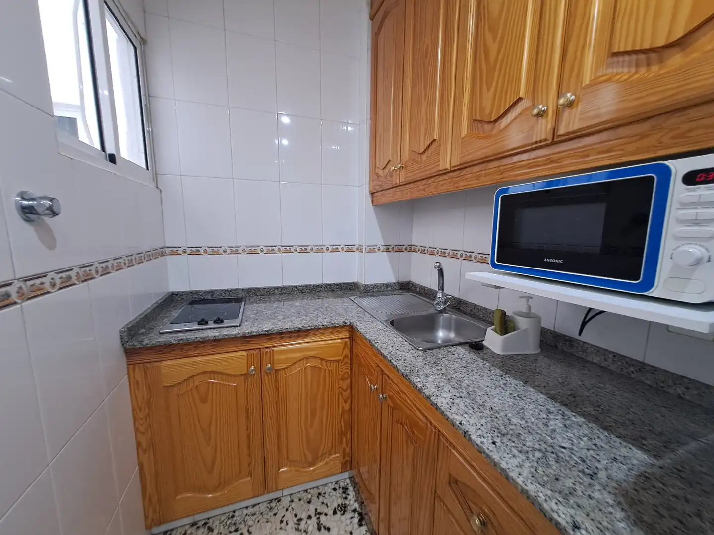 Kitchen of Apartments for rent in Las Palmas de Gran Canaria  with Furnished, Washing machine and Microwave