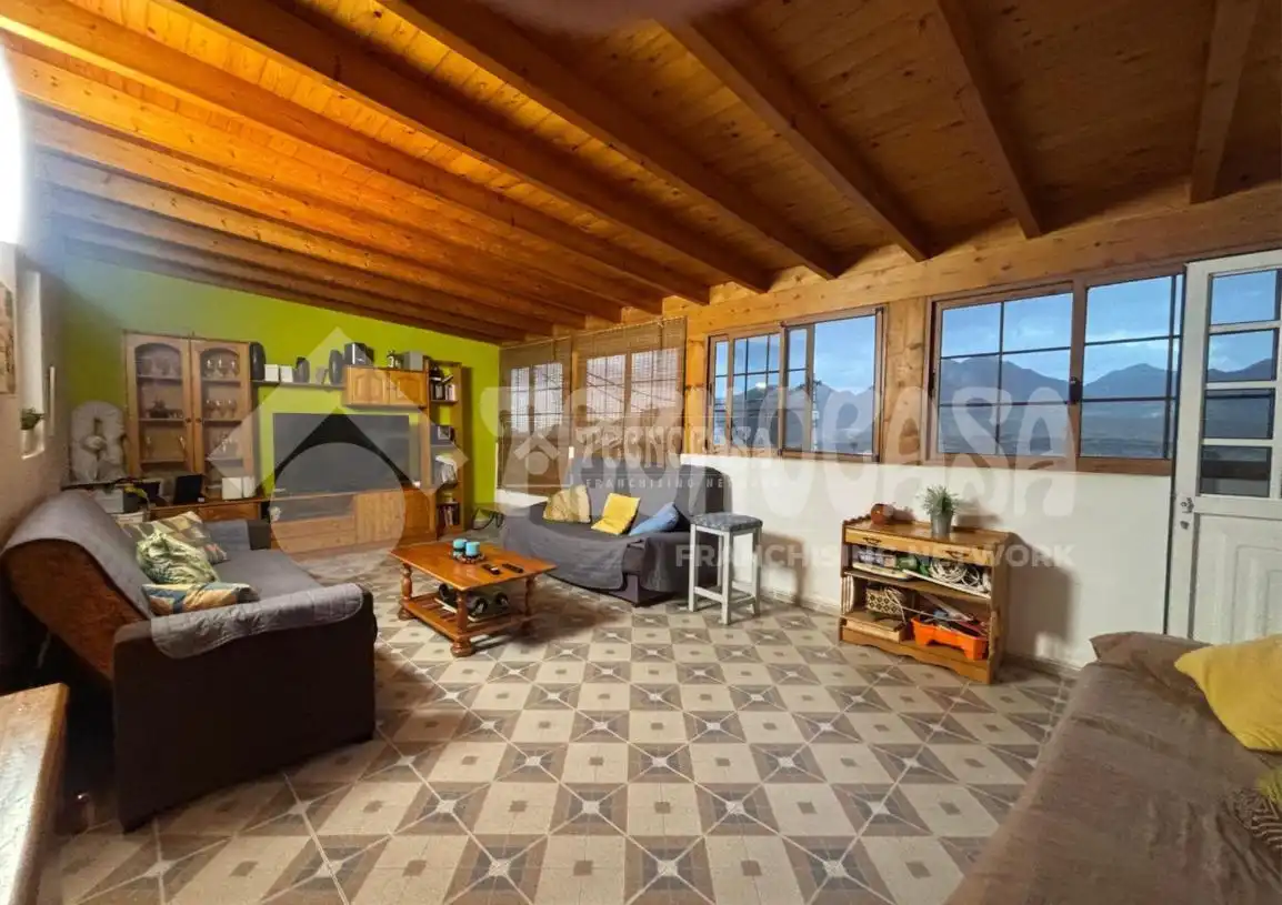 Sala d'estar de Casa o xalet en venda en La Aldea de San Nicolás  amb Terrassa