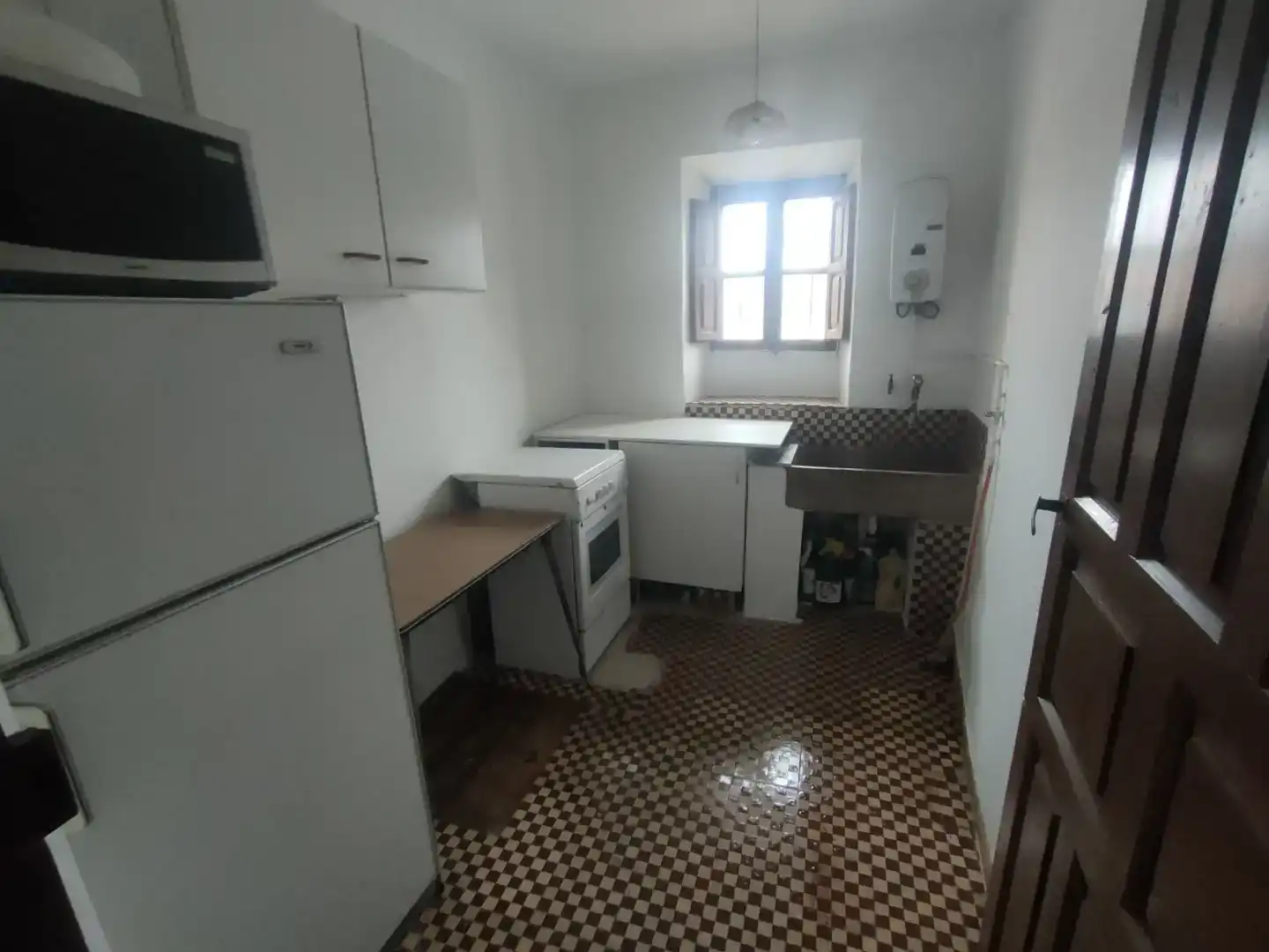 Cuina de Casa adosada en venda en Villasandino amb Jardí privat, Traster i Moblat