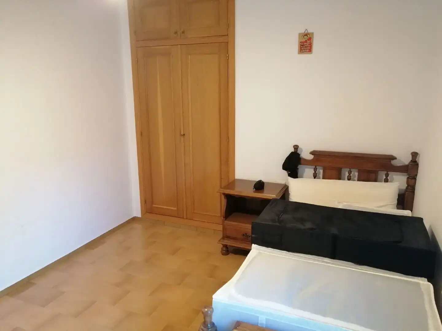 Dormitori de Pis en venda en Montilla amb Aire condicionat, Terrassa i Balcó