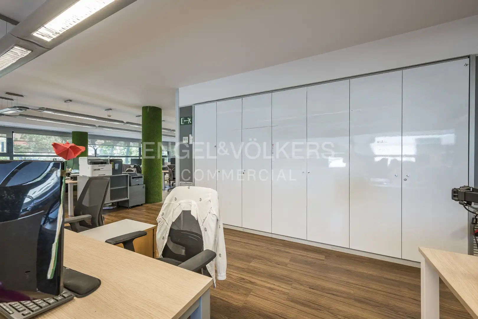 Büro zur Miete in Barcelona mit Klimaanlage, Heizung und Möbliert