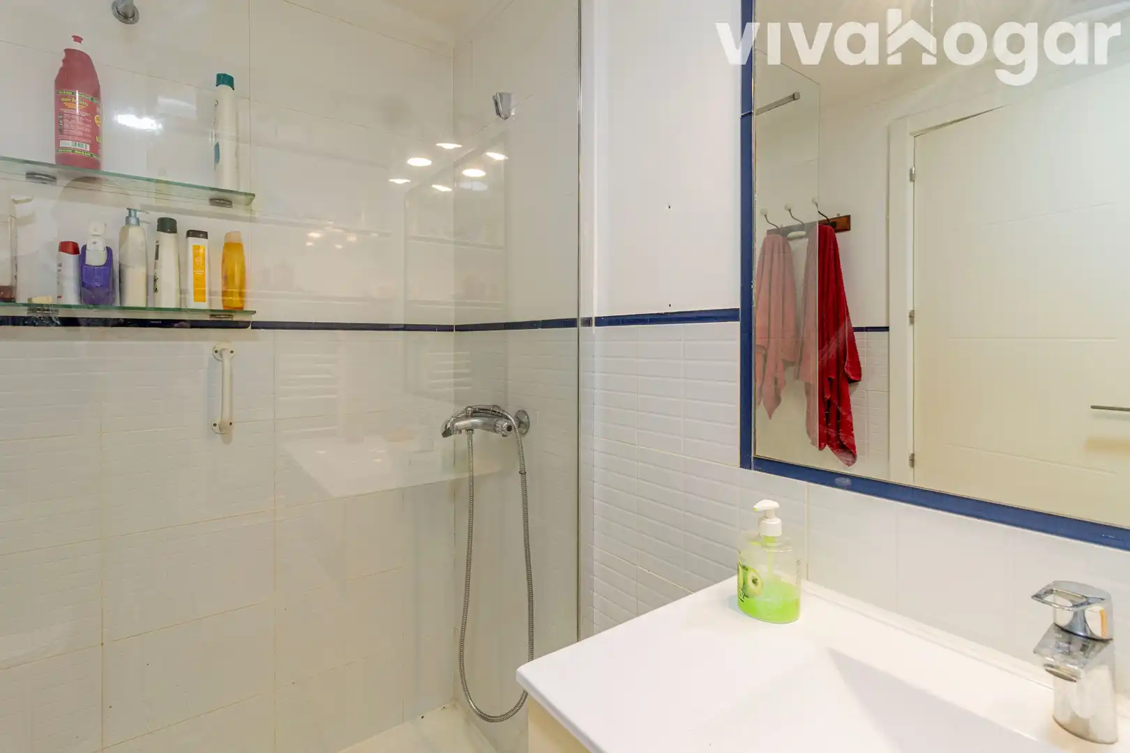 Bathroom of Flat for sale in Madrid  with Balcony