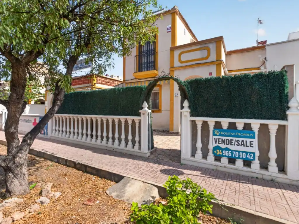 Casa a schiera con piscina in vendita a Calle Francisco Atienza Ferrandez, imagen 22
