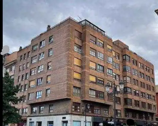 Piso en venta en Calle Alejandro Casona 1