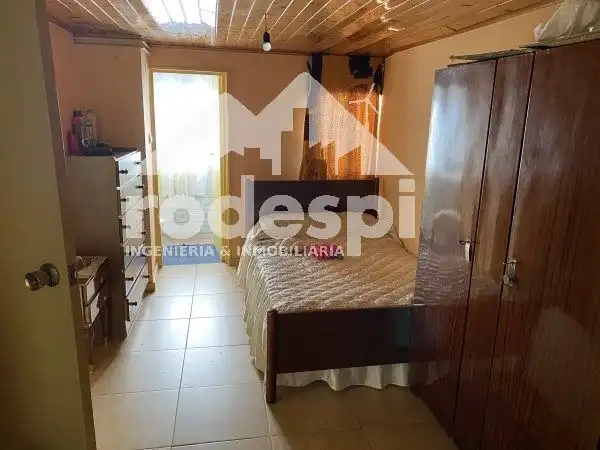 Habitación de Casa adosada en venta en A Cañiza   con Trastero y Amueblado