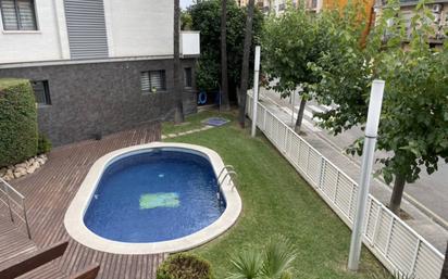 Piscina de Casa o xalet en venda en Torredembarra amb Aire condicionat, Jardí privat i Terrassa