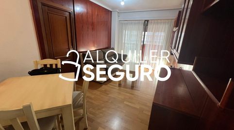 Foto 5 de Piso de alquiler en Caribe, San Pascual, Madrid Capital