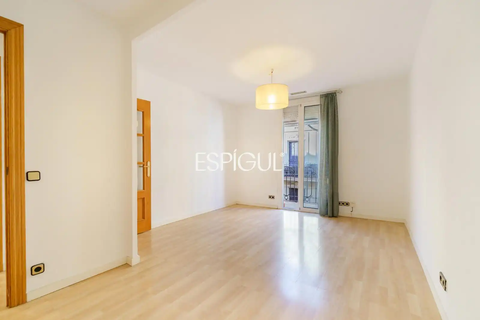 Habitación de Piso en venta en Sants - Montjuïc