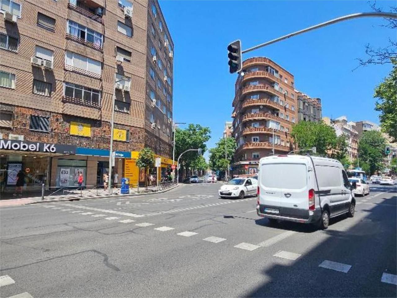 Vista exterior de Pis en venda en  Madrid Capital amb Calefacció