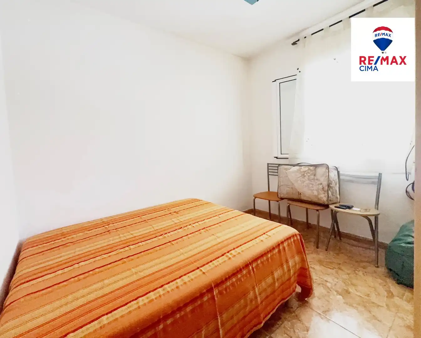 Schlafzimmer von Einfamilien-Reihenhaus zum Verkauf in Zújar mit Heizung und Terrasse