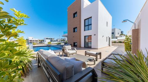 VILLA DE LUJO INDEPENDIENTE CERCA DEL MAR ORIHUELA COSTA