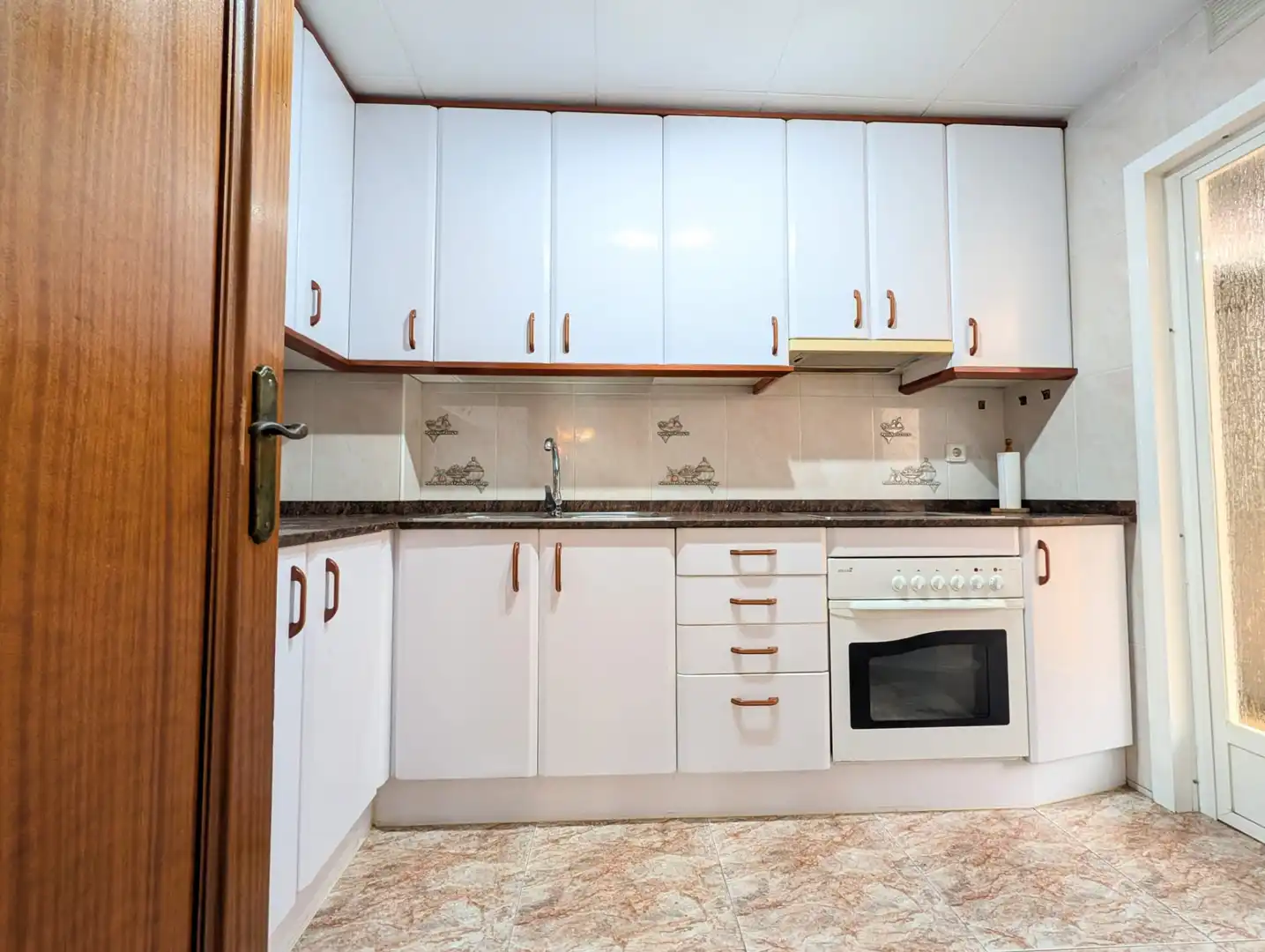 Cuina de Pis en venda en Badalona amb Aire condicionat, Calefacció i Balcó