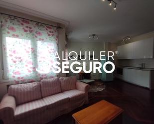 Sala d'estar de Pis de lloguer en Bilbao  amb Calefacció i Moblat