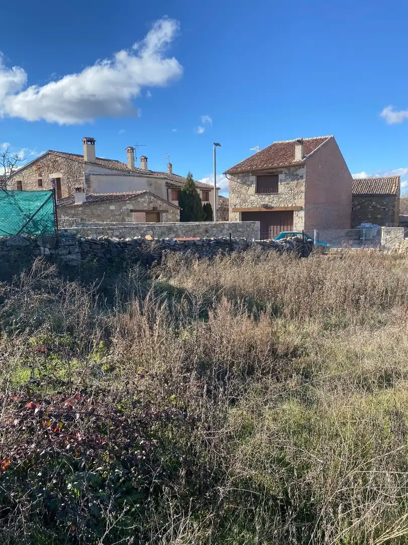 Residential zum Verkauf in Pedraza
