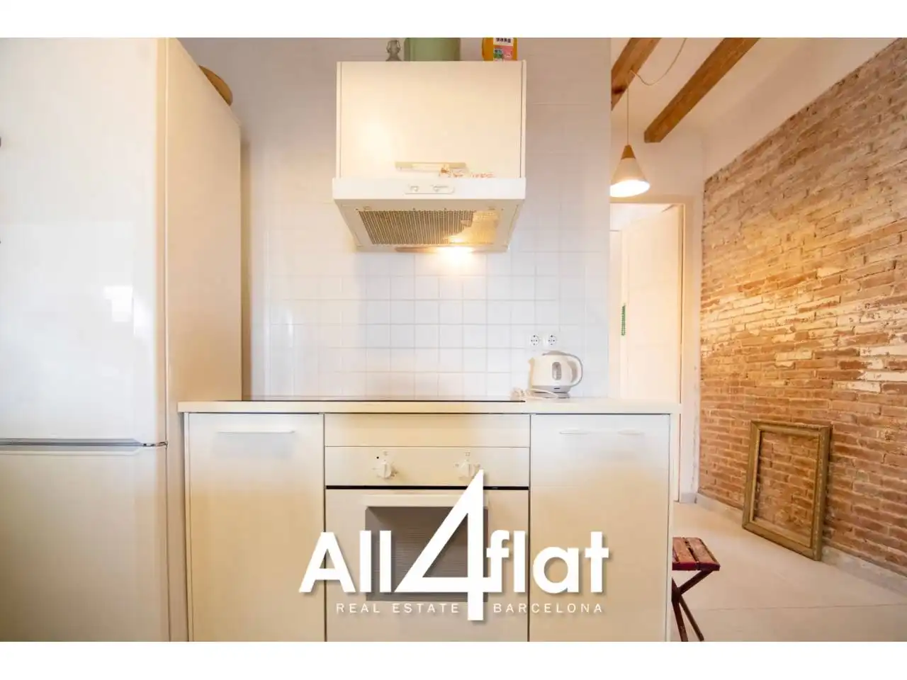 Cocina de Piso de alquiler en Barcelona con Calefacción, Amueblado y Balcón
