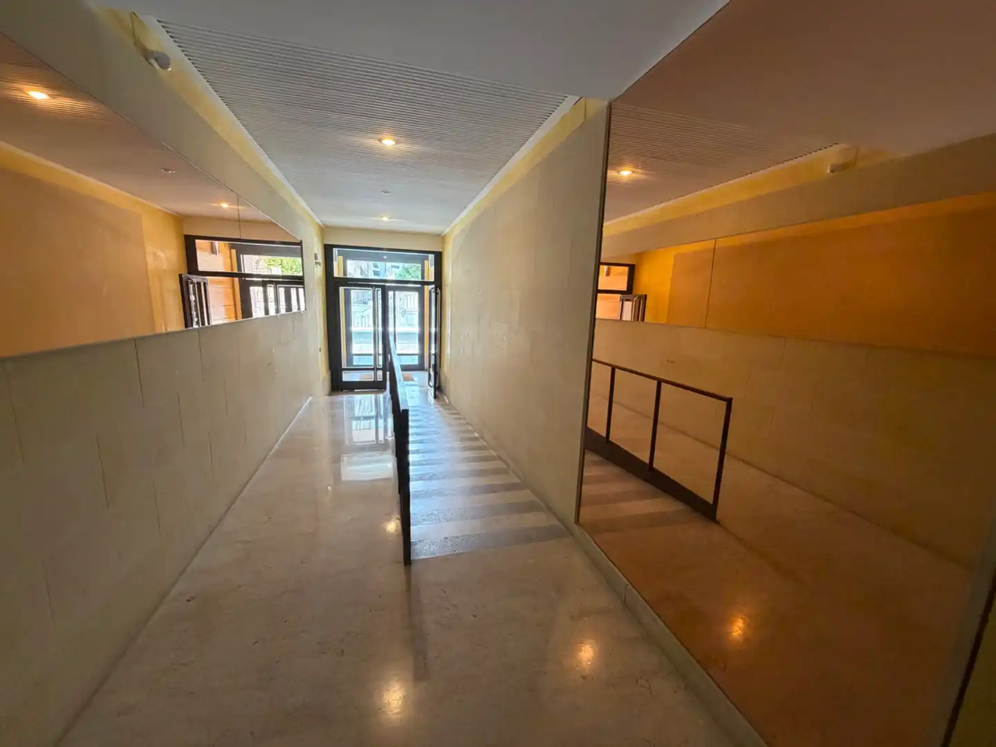 Piso de alquiler en Valladolid con Calefacción, Parquet y Terraza