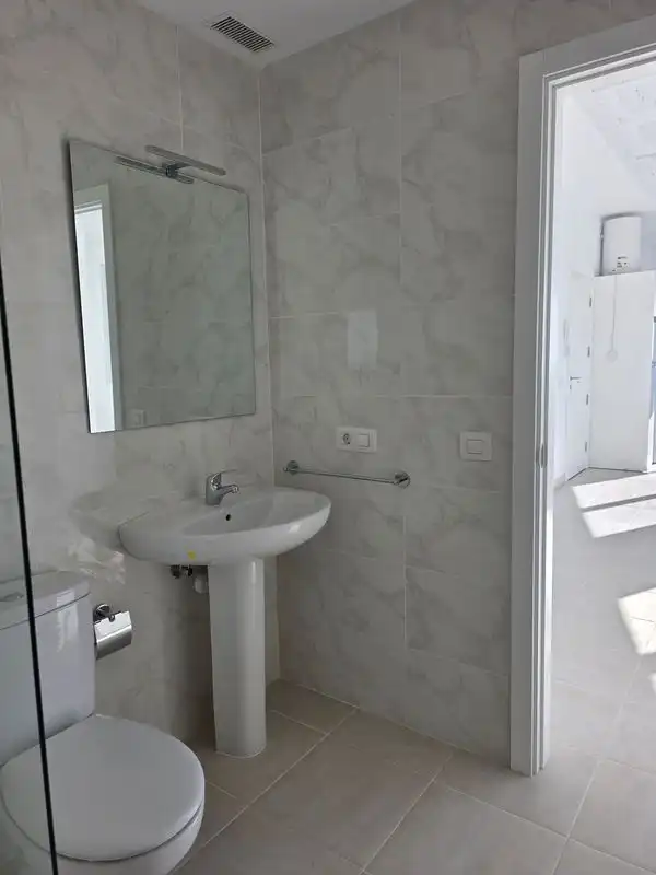 Bathroom of Industrial buildings for rent in Güímar