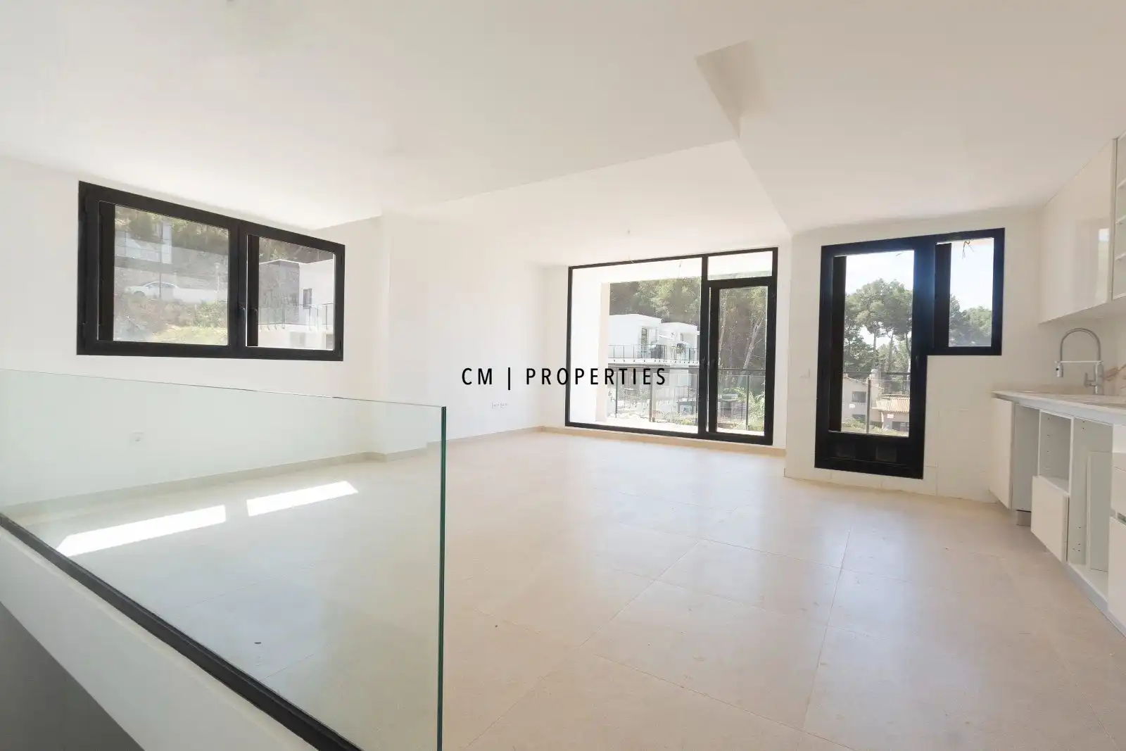 Vista exterior de Casa adosada en venta en Chiva con Aire acondicionado, Calefacción y Jardín privado