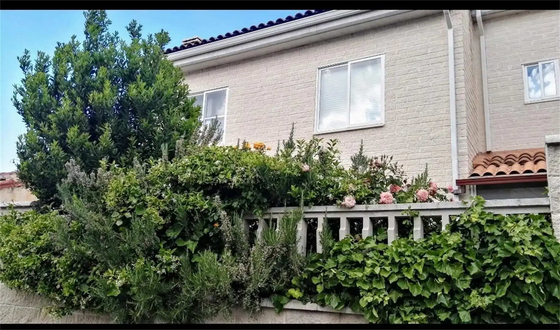 Vista exterior de Piso en venta en La Muela con Jardín privado, Parquet y Amueblado