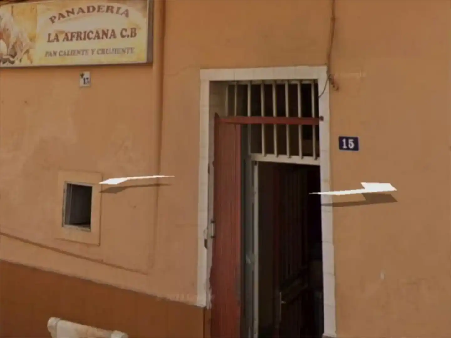 Vista exterior de Local de lloguer en Melilla