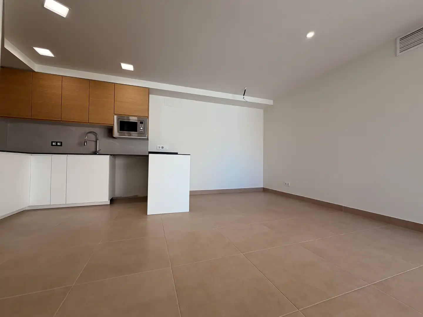 Cocina de Dúplex en venta en Terrassa con Aire acondicionado, Calefacción y Terraza