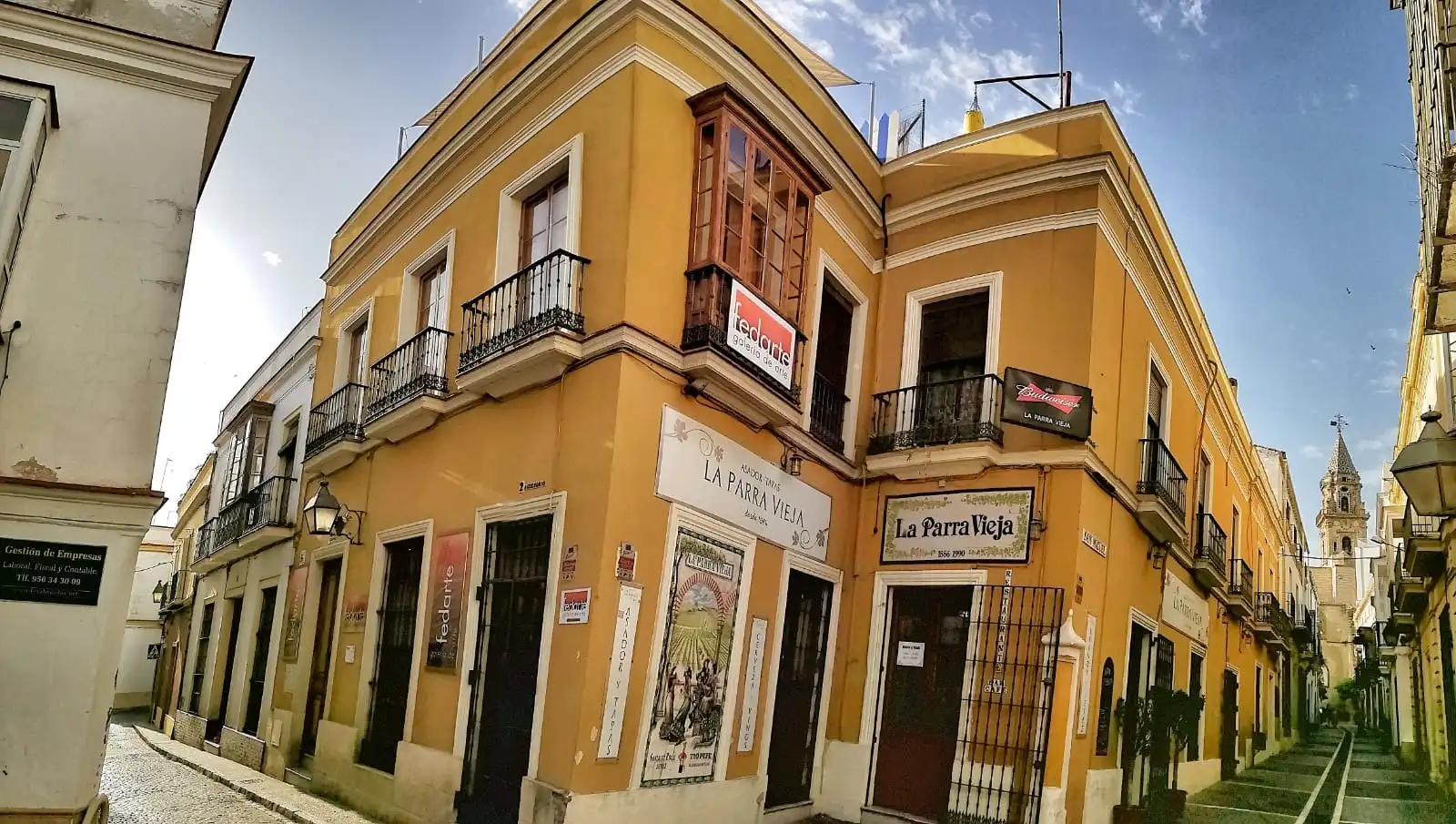 Exterior view of Houses for sale in Jerez de la Frontera  with Air Conditioner, Terrace and Storage room