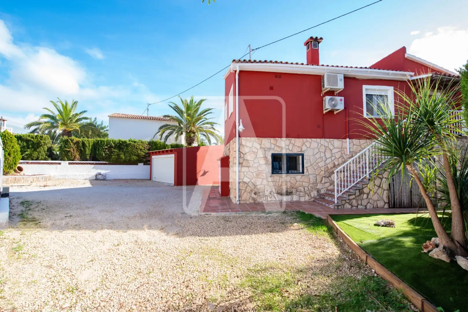 Vista exterior de Casa o xalet en venda en Calpe / Calp amb Aire condicionat, Calefacció i Jardí privat