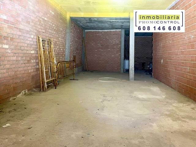 Local comercial en Alquiler en Calle San Pedro, 29 en Zuera