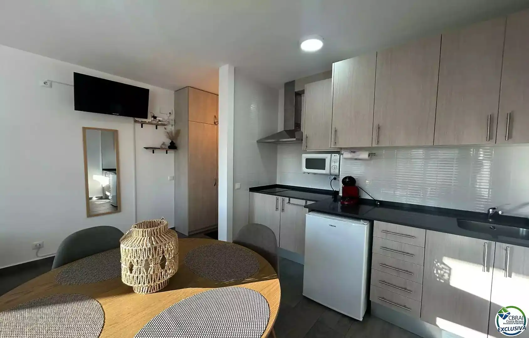 Küche von Wohnung zum Verkauf in Castelló d'Empúries mit Klimaanlage und Möbliert