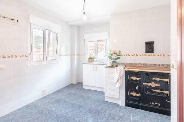 Casa-chalet en Venta en Lugar PERLUNES, 13 en Somiedo