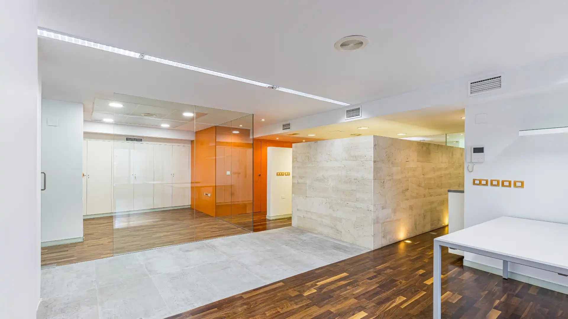 Büro zur Miete in  Murcia Capital mit Klimaanlage, Terrasse und Möbliert