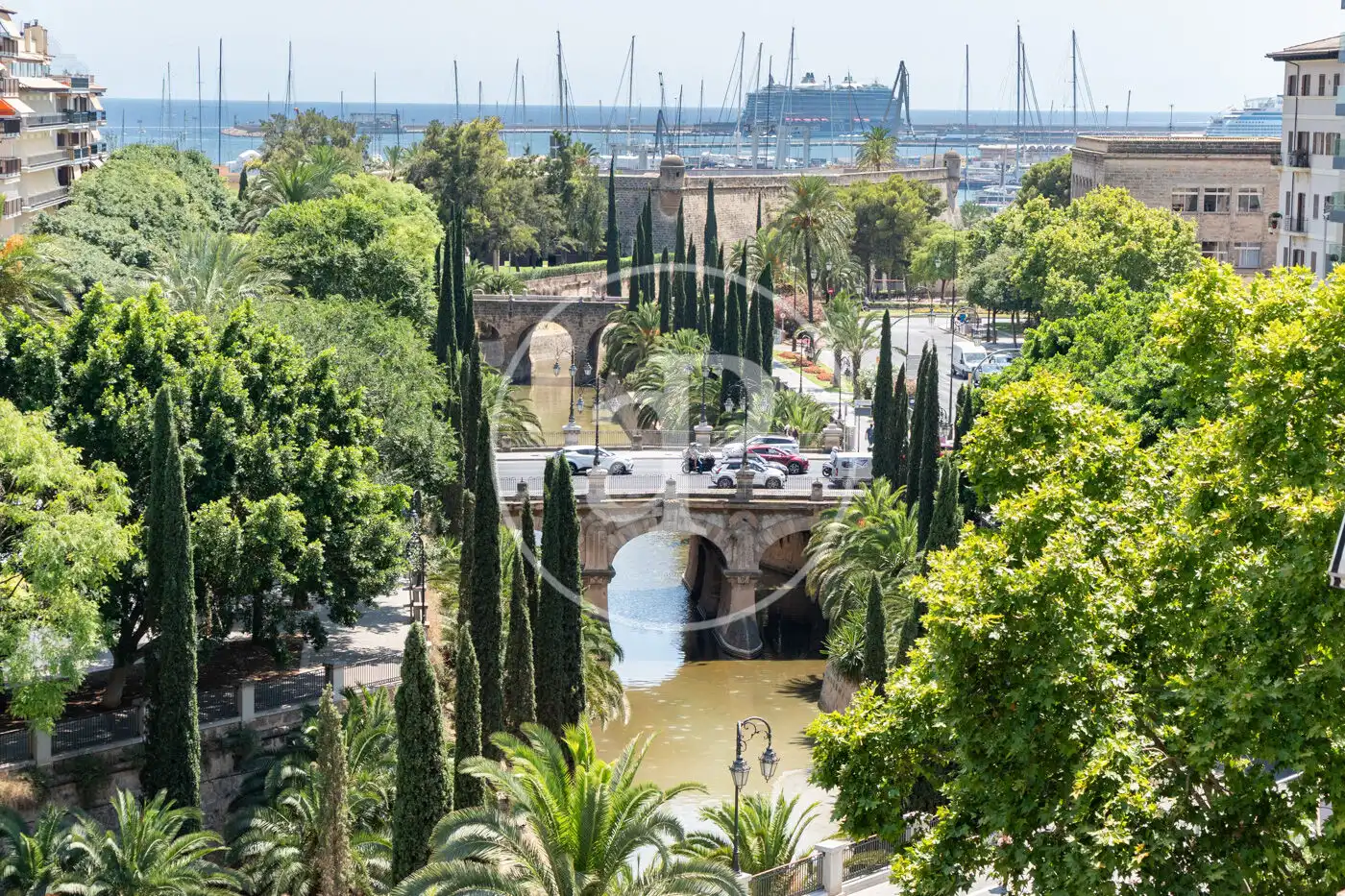 Vista exterior de Pis en venda en  Palma de Mallorca amb Calefacció i Balcó