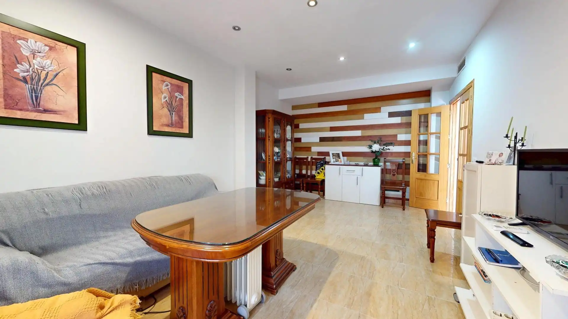 Sala d'estar de Casa adosada en venda en La Victoria