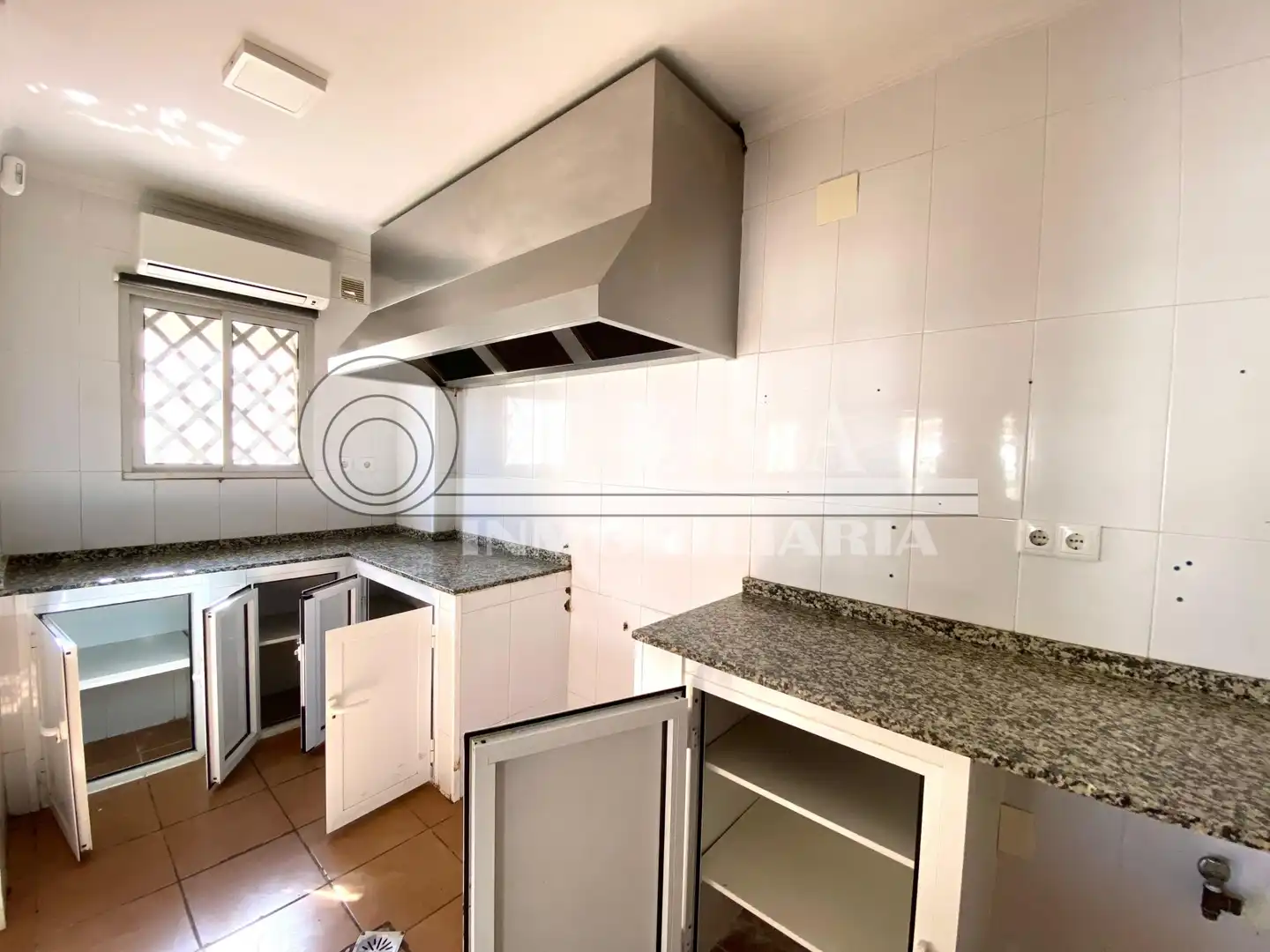 Locale commerciale in vendita a Torre del Mar, imagen 16