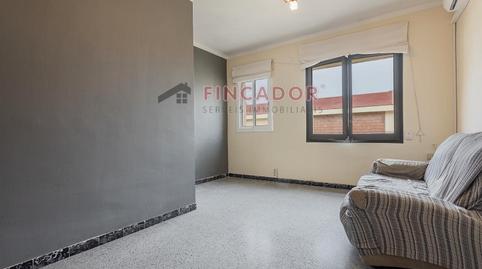 Foto 2 de Piso en venta en Carrer del Canigó, Horta, Barcelona