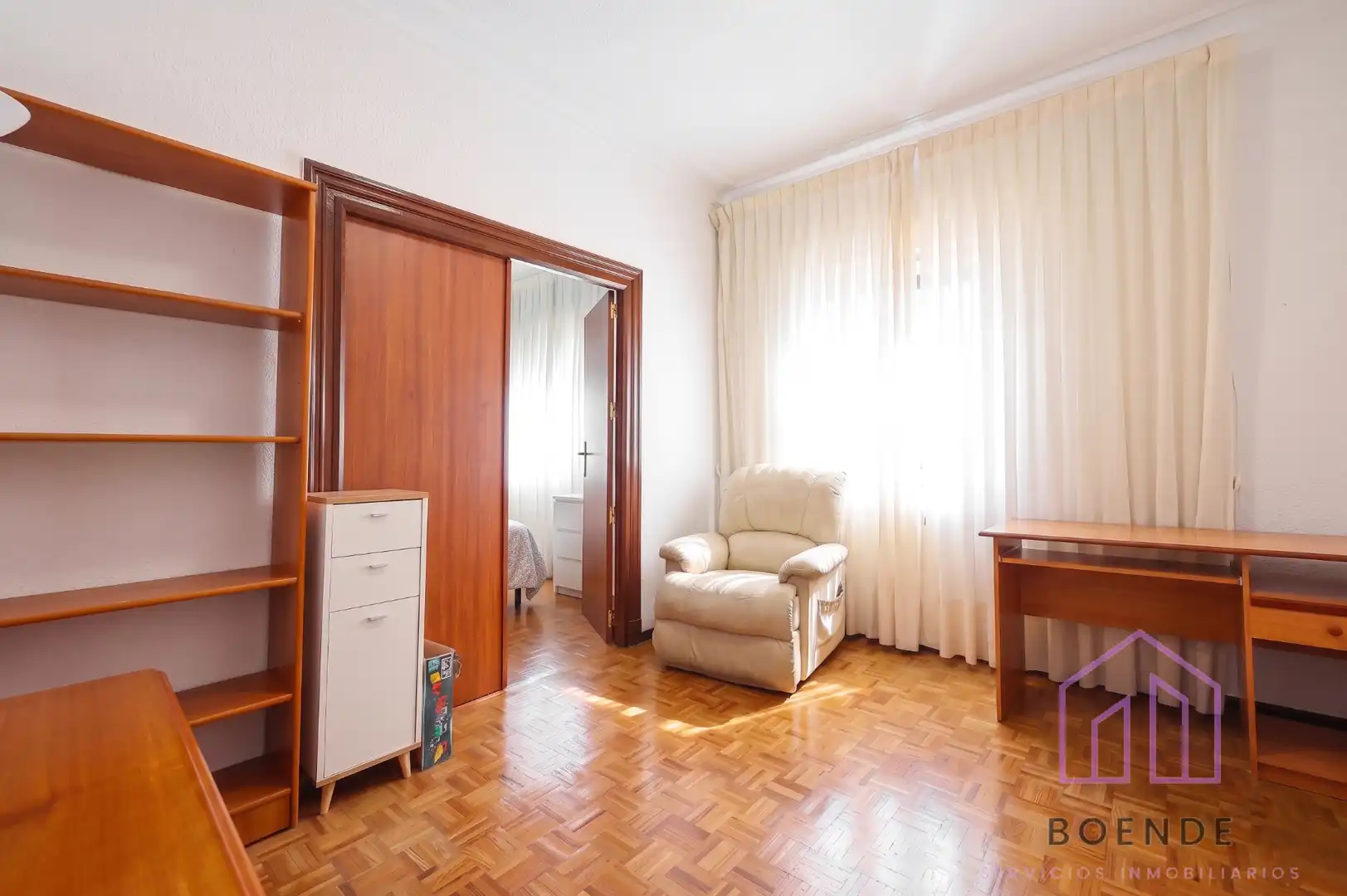 Bedroom of Flat for sale in Madrid  with Air Conditioner, Heating and Parquet flooring