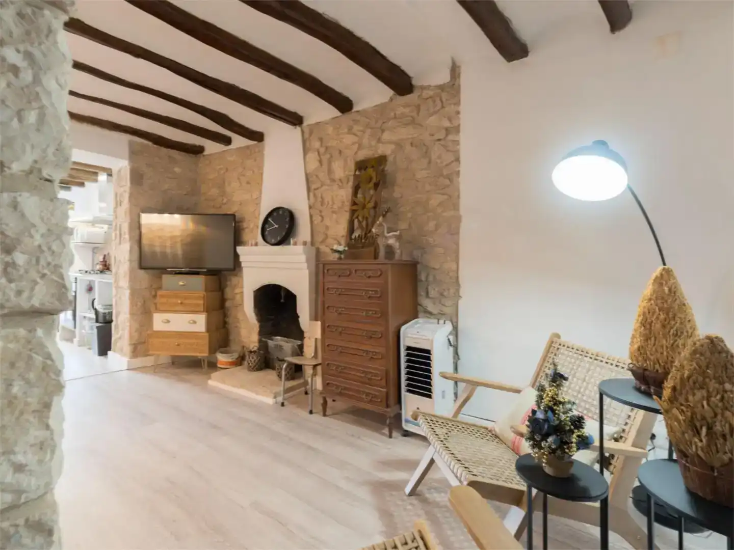 Sala d'estar de Casa adosada en venda en Almatret amb Balcó