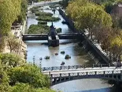 Vista exterior de Local en venta en  Madrid Capital