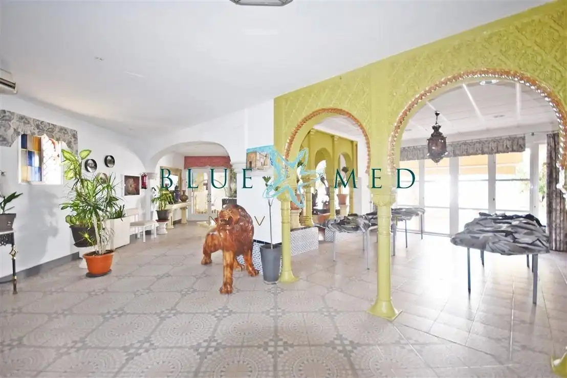Local comercial en venda a Avenida de Don Antonio Segado del Olmo, imagen 6