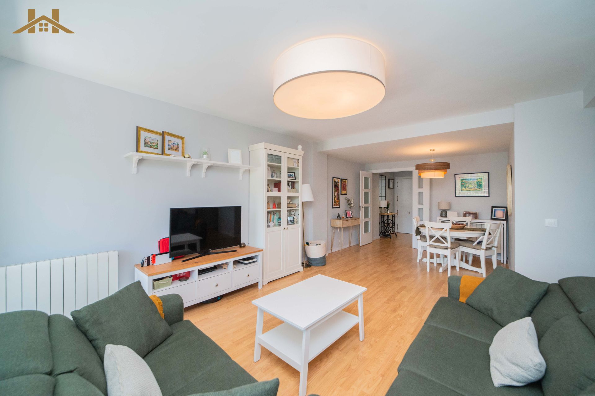 Living room of Flat for sale in Móstoles  with Air Conditioner, Heating and Parquet flooring