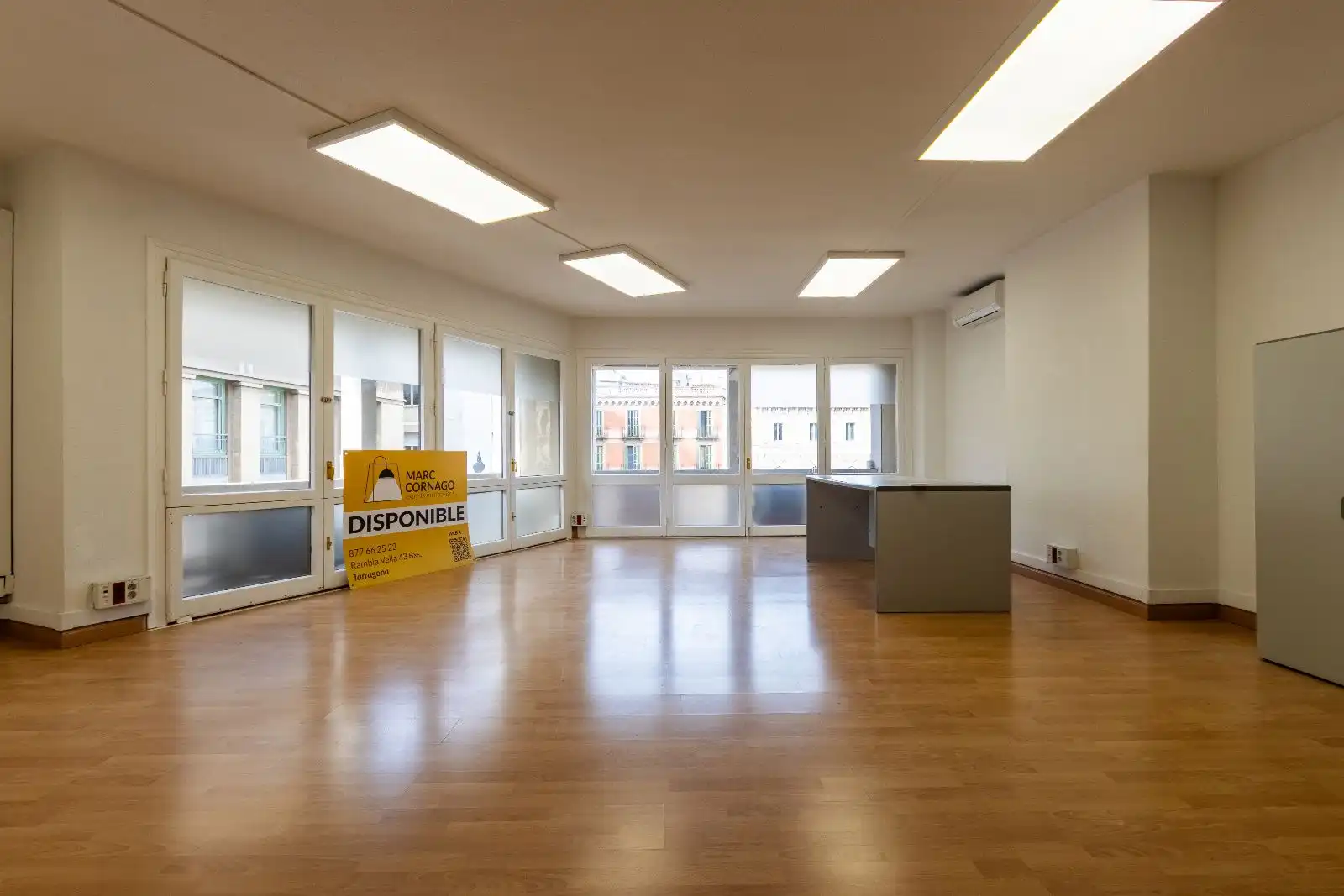 Oficina de lloguer a Prim, 12, Centre