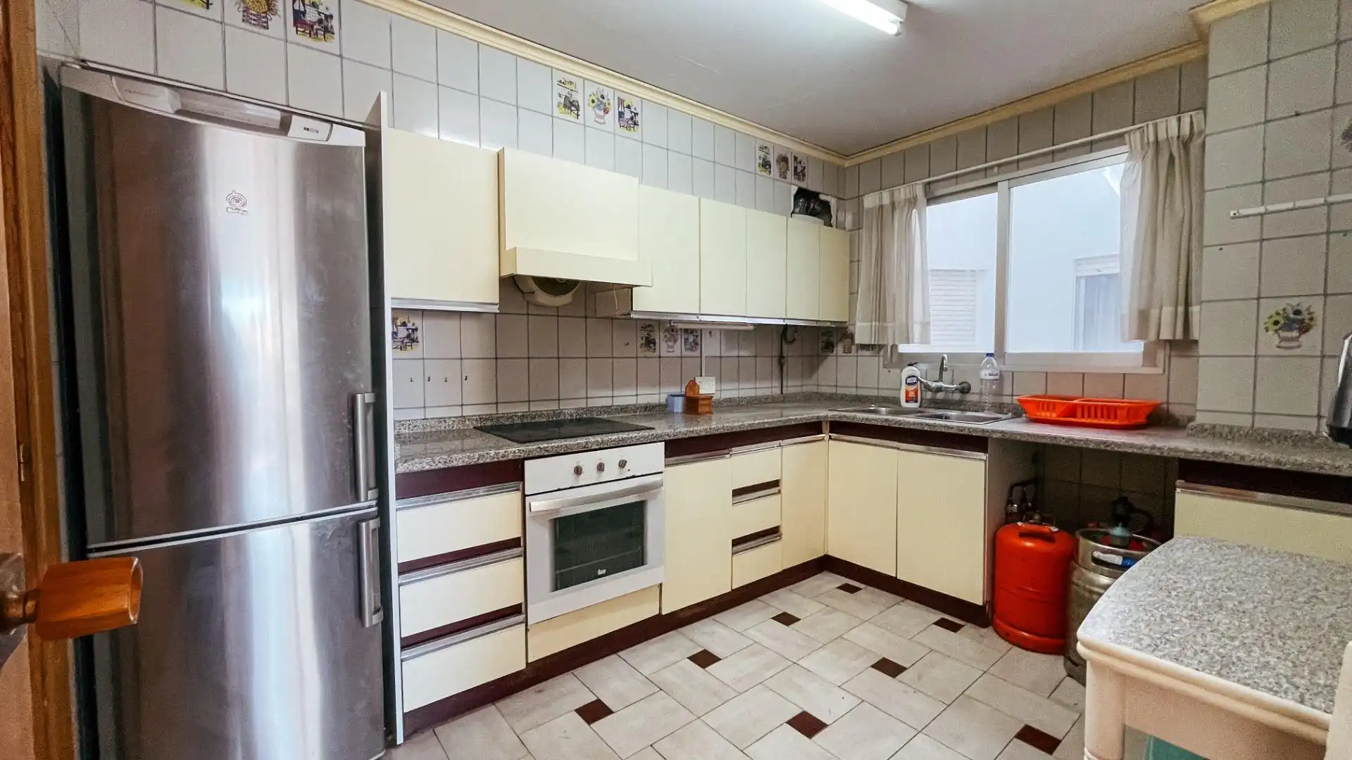Cocina de Ático en venta en Benidorm con Aire acondicionado, Terraza y Trastero