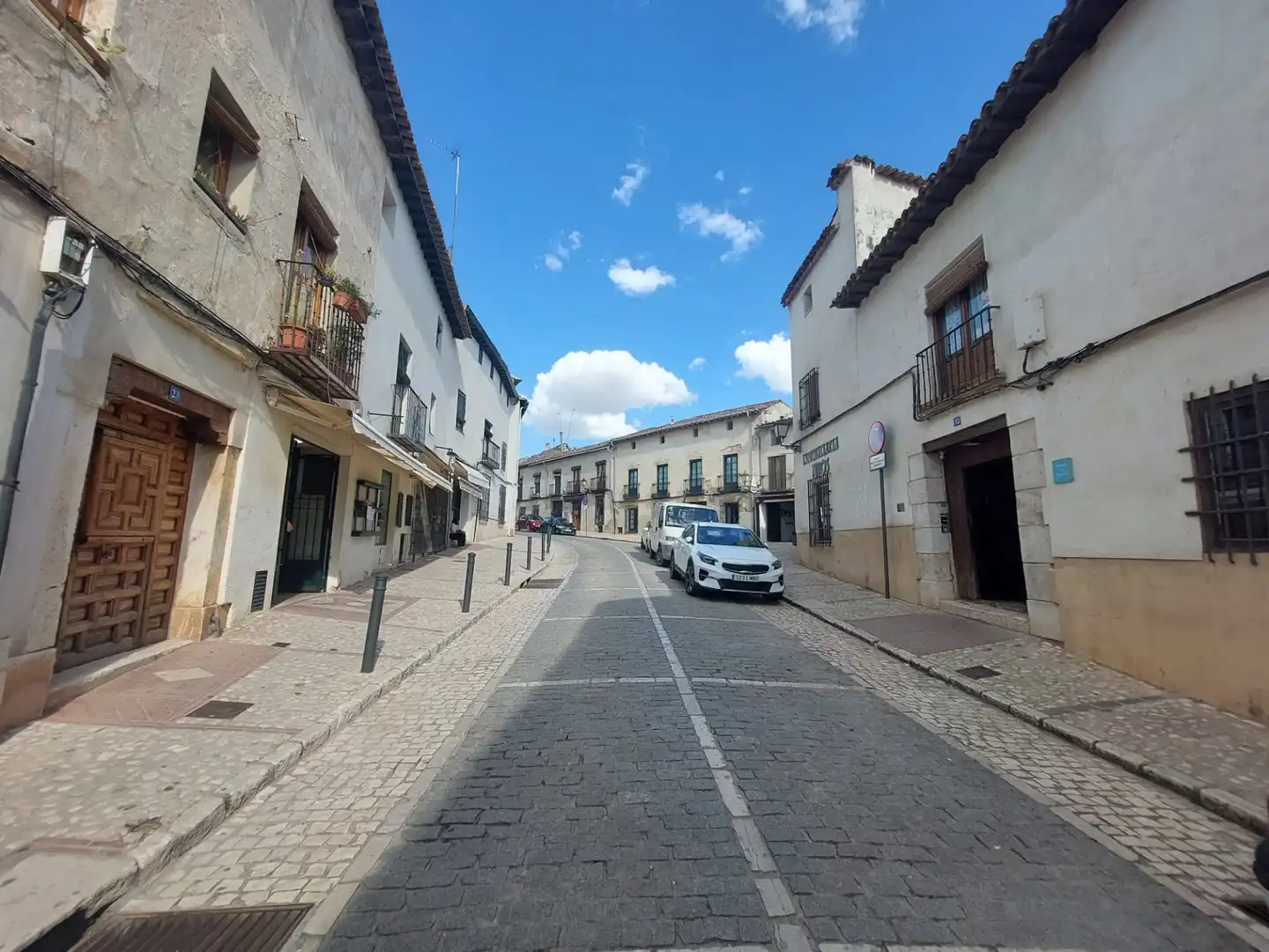 Vista exterior de Casa adosada en venda en Chinchón amb Aire condicionat, Calefacció i Jardí privat