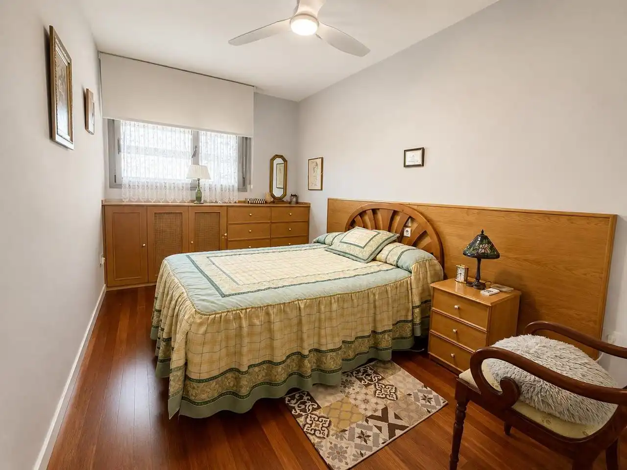 Bedroom of Flat for sale in Madrid  with Air Conditioner, Heating and Parquet flooring