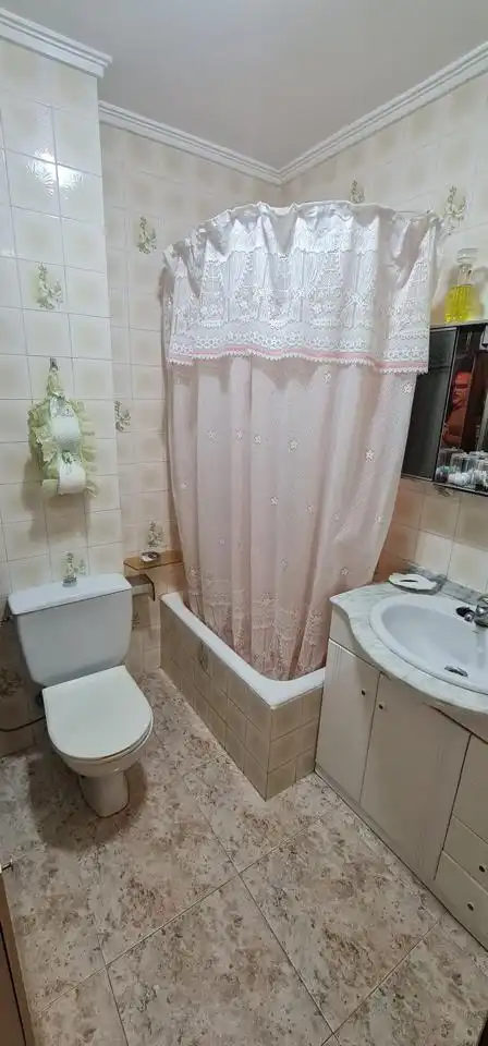 Baño de Piso en venta en Almería