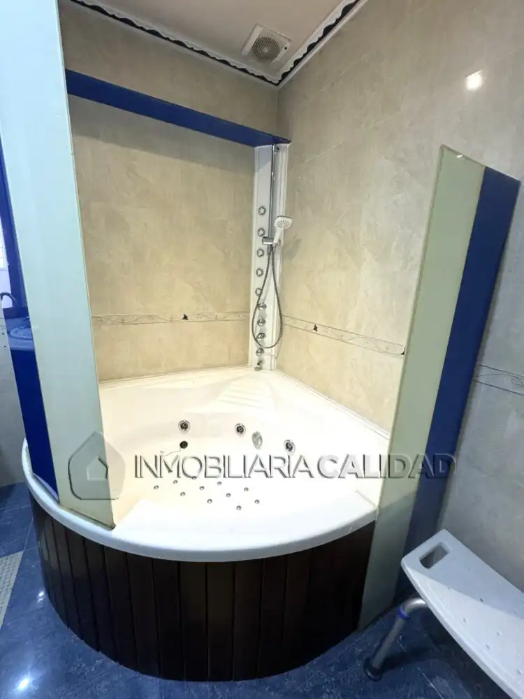 Bathroom of Houses for sale in Burgos  with Heating