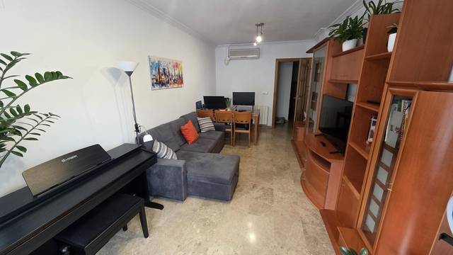 Piso en Alquiler en Avenida Avenida Francia en Penya - Roja - Avda. Francia