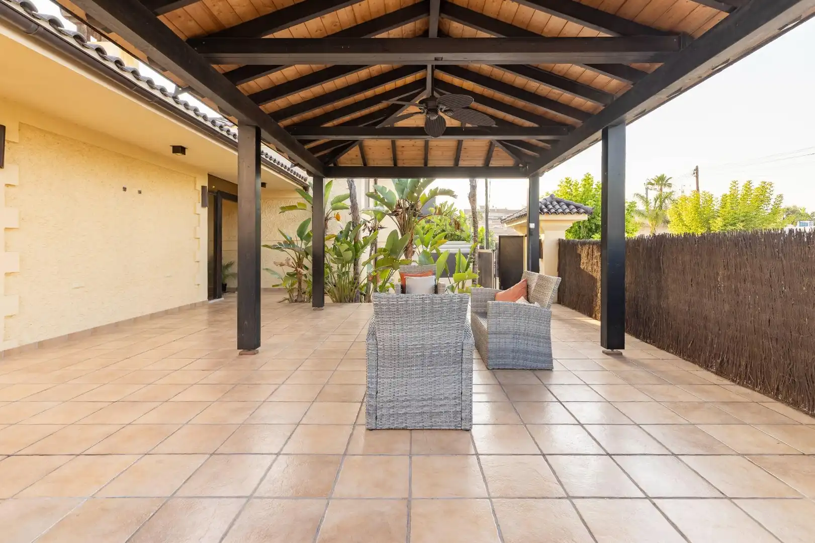 Terraza de Casa o chalet en venta en Chilches / Xilxes con Aire acondicionado, Jardín privado y Terraza